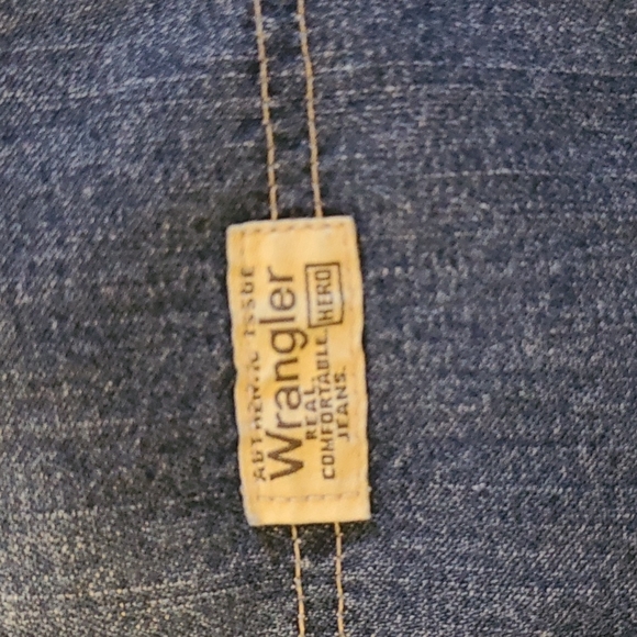 Men's Wrangler Carpenter Jean Shorts - Picture 3 of 4